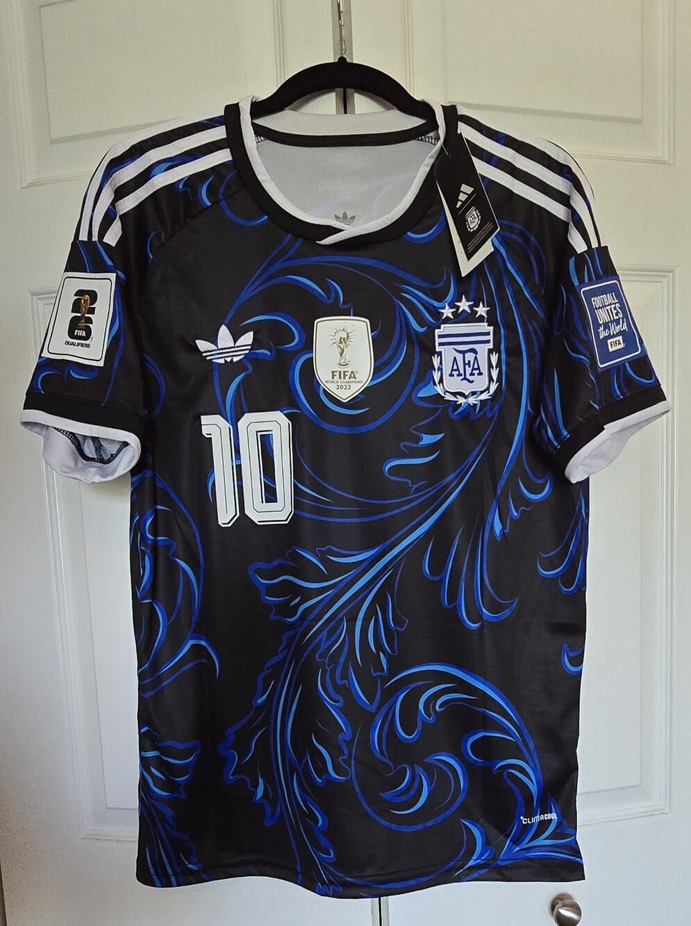 Argentina 2026 Away Jersey Men Size L Fans Edition